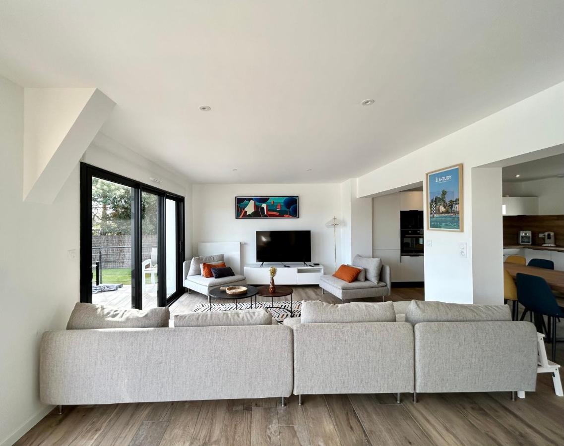 Superbe Villa Tout Confort Avec Piscine Chauffee Er Couverte Et Spa A 2 Pas De La Plage Fouesnant Exteriör bild