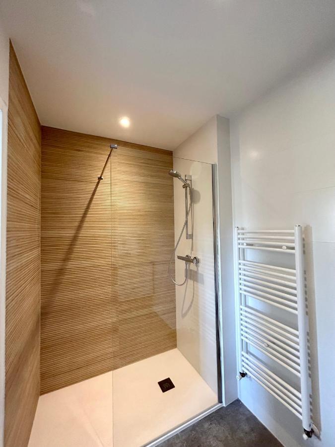 Superbe Villa Tout Confort Avec Piscine Chauffee Er Couverte Et Spa A 2 Pas De La Plage Fouesnant Exteriör bild