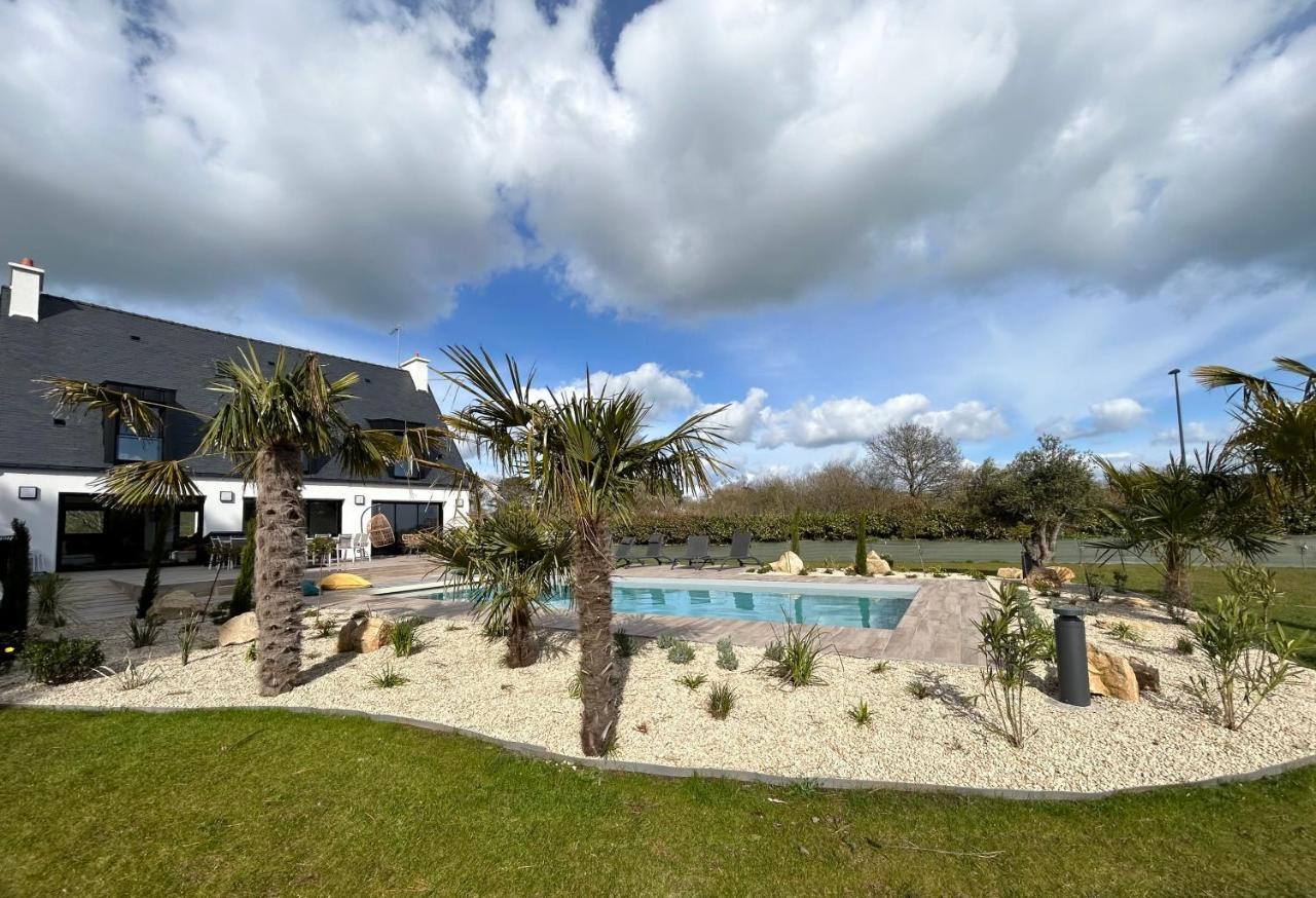 Superbe Villa Tout Confort Avec Piscine Chauffee Er Couverte Et Spa A 2 Pas De La Plage Fouesnant Exteriör bild